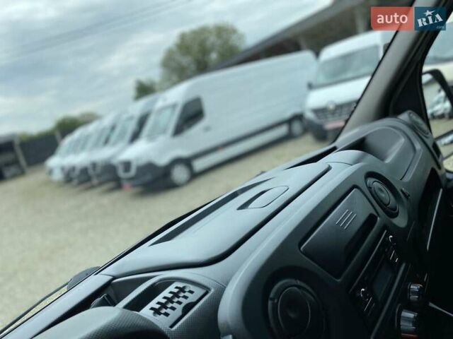 Белый Рено Мастер, объемом двигателя 2.3 л и пробегом 193 тыс. км за 15550 $, фото 40 на Automoto.ua