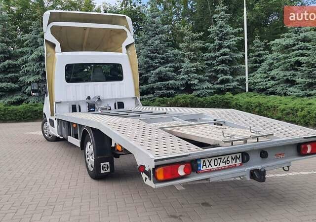 Белый Рено Мастер, объемом двигателя 2.3 л и пробегом 385 тыс. км за 17000 $, фото 3 на Automoto.ua