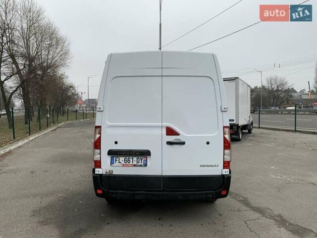 Белый Рено Мастер, объемом двигателя 2.3 л и пробегом 200 тыс. км за 19000 $, фото 4 на Automoto.ua