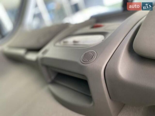 Белый Рено Мастер, объемом двигателя 2.3 л и пробегом 167 тыс. км за 17999 $, фото 48 на Automoto.ua