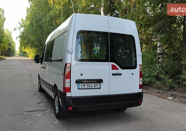 Белый Рено Мастер, объемом двигателя 2.3 л и пробегом 203 тыс. км за 15800 $, фото 5 на Automoto.ua