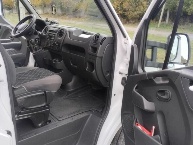 Белый Рено Мастер, объемом двигателя 2.3 л и пробегом 650 тыс. км за 16800 $, фото 14 на Automoto.ua