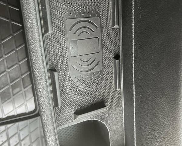 Рено Мастер 2019 в Кропивницком (Кировограде) на Automoto.ua Белый Рено Мастер, объемом двигателя 2.3 л и пробегом 355 тыс. км за 18299 $, фото 23 на Automoto.ua