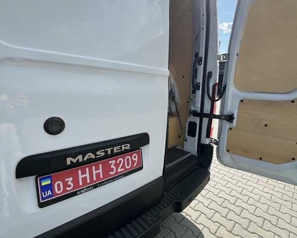 Белый Рено Мастер, объемом двигателя 2.3 л и пробегом 296 тыс. км за 17500 $, фото 32 на Automoto.ua