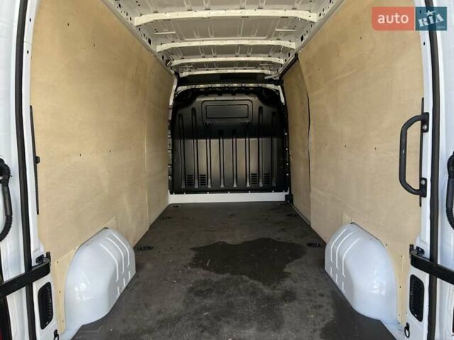 Белый Рено Мастер, объемом двигателя 2.3 л и пробегом 162 тыс. км за 21000 $, фото 13 на Automoto.ua