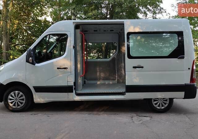 Белый Рено Мастер, объемом двигателя 2.3 л и пробегом 203 тыс. км за 15800 $, фото 22 на Automoto.ua