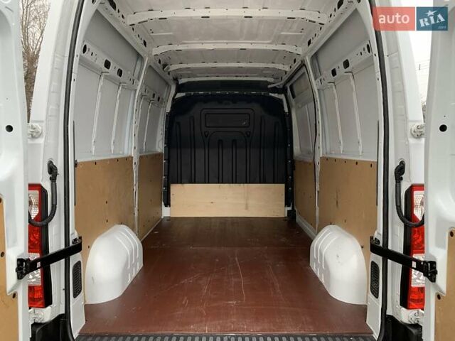 Белый Рено Мастер, объемом двигателя 2.3 л и пробегом 200 тыс. км за 19000 $, фото 17 на Automoto.ua