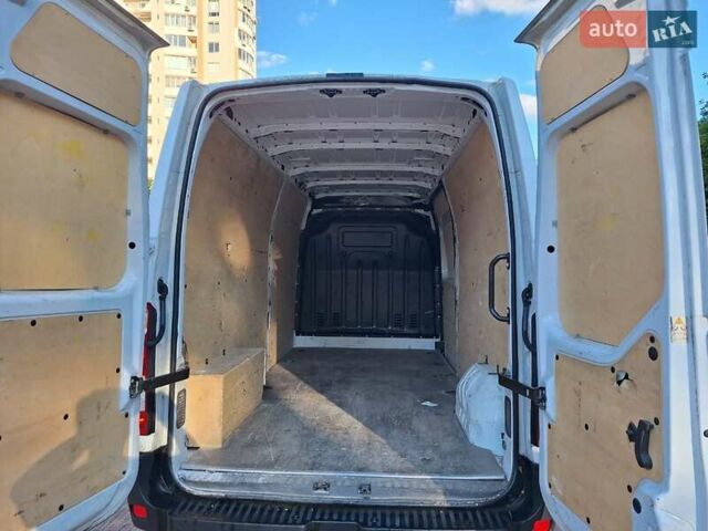 Білий Рено Мастєр, об'ємом двигуна 2.3 л та пробігом 176 тис. км за 17899 $, фото 8 на Automoto.ua