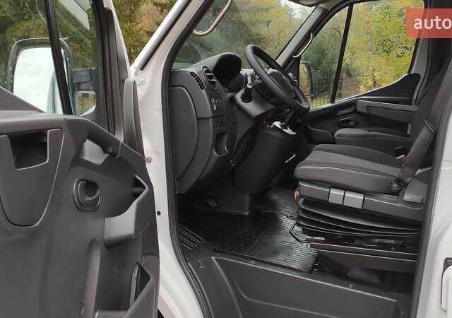 Рено Мастєр 2019 у Бердичеве на Automoto.ua Білий Рено Мастєр, об'ємом двигуна 2.3 л та пробігом 204 тис. км за 14970 $, фото 29 на Automoto.ua