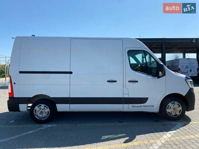 Белый Рено Мастер, объемом двигателя 2.3 л и пробегом 177 тыс. км за 21450 $, фото 5 на Automoto.ua