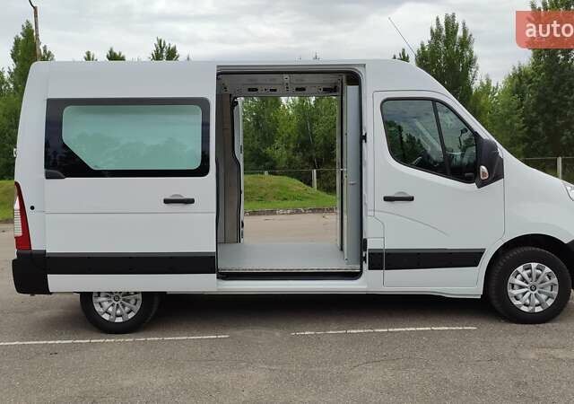 Белый Рено Мастер, объемом двигателя 2.3 л и пробегом 203 тыс. км за 15800 $, фото 32 на Automoto.ua