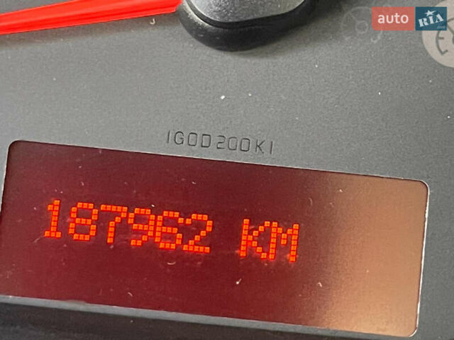 Білий Рено Мастєр, об'ємом двигуна 2.3 л та пробігом 188 тис. км за 18300 $, фото 35 на Automoto.ua
