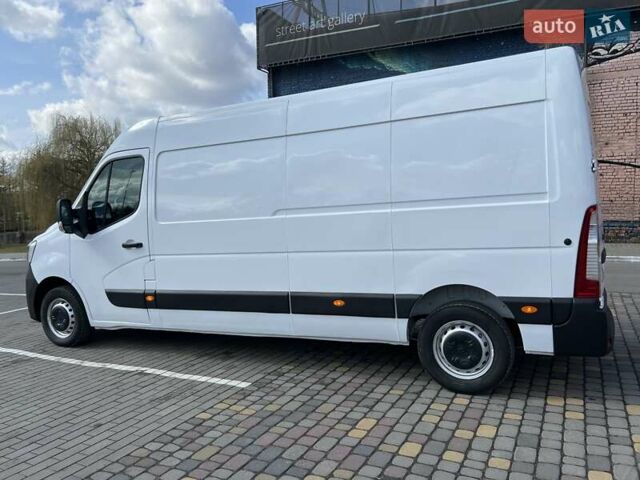 Белый Рено Мастер, объемом двигателя 2.3 л и пробегом 128 тыс. км за 18999 $, фото 3 на Automoto.ua