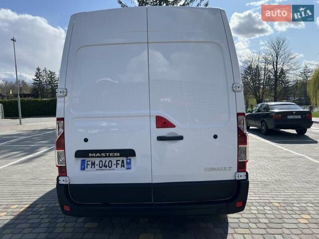 Белый Рено Мастер, объемом двигателя 2.3 л и пробегом 162 тыс. км за 21000 $, фото 5 на Automoto.ua