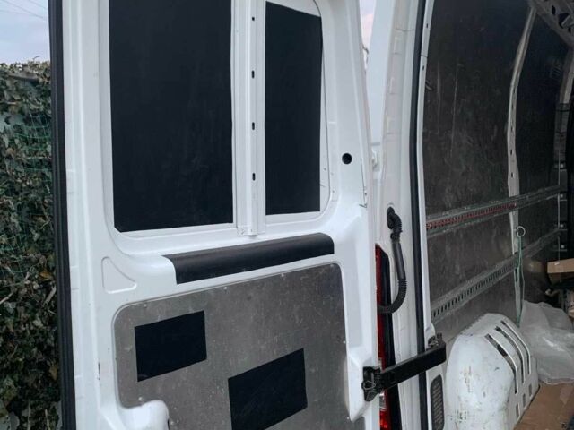 Білий Рено Мастєр, об'ємом двигуна 2.3 л та пробігом 340 тис. км за 19200 $, фото 12 на Automoto.ua