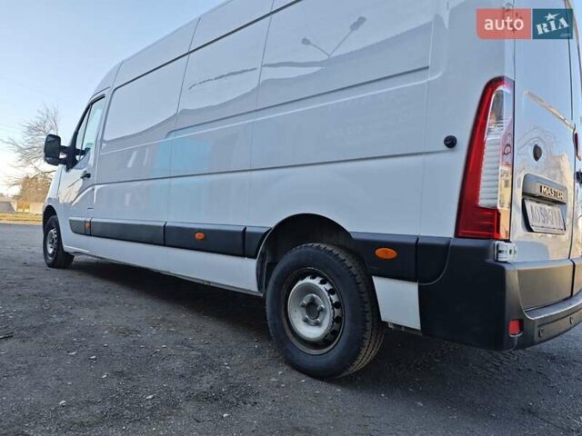 Белый Рено Мастер, объемом двигателя 2.3 л и пробегом 169 тыс. км за 14900 $, фото 8 на Automoto.ua
