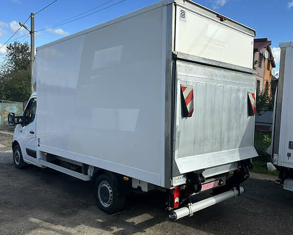 Белый Рено Мастер, объемом двигателя 2.3 л и пробегом 223 тыс. км за 22263 $, фото 6 на Automoto.ua