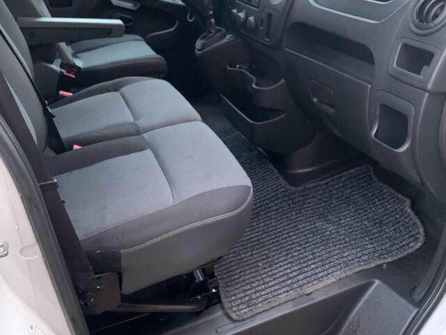 Білий Рено Мастєр, об'ємом двигуна 2.3 л та пробігом 340 тис. км за 19200 $, фото 9 на Automoto.ua