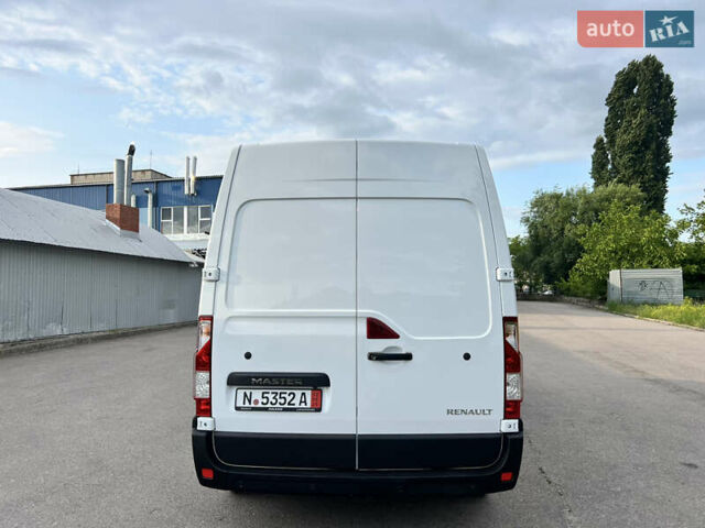 Белый Рено Мастер, объемом двигателя 2.3 л и пробегом 240 тыс. км за 17200 $, фото 10 на Automoto.ua
