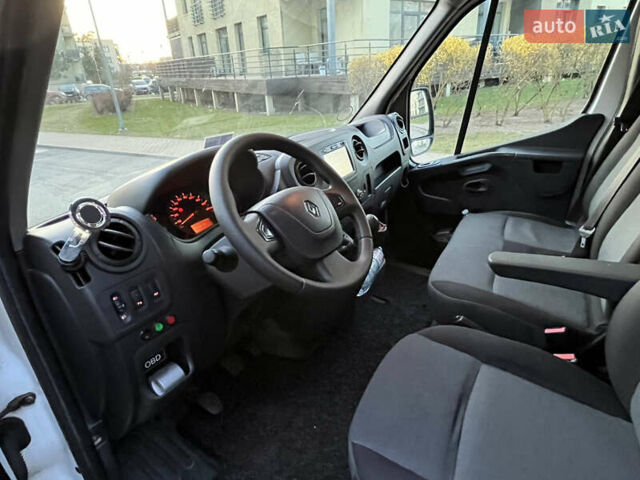 Белый Рено Мастер, объемом двигателя 2.3 л и пробегом 273 тыс. км за 19203 $, фото 11 на Automoto.ua