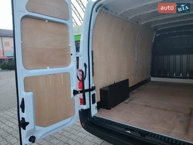 Белый Рено Мастер, объемом двигателя 2.3 л и пробегом 315 тыс. км за 17600 $, фото 71 на Automoto.ua