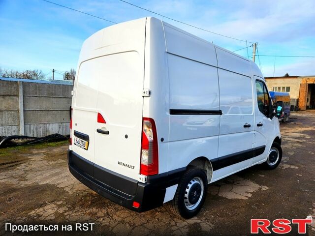 Белый Рено Мастер, объемом двигателя 2.3 л и пробегом 235 тыс. км за 15900 $, фото 2 на Automoto.ua
