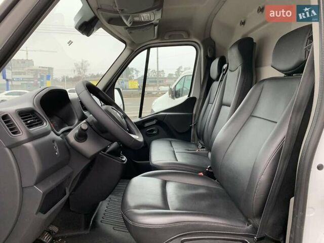Белый Рено Мастер, объемом двигателя 2.3 л и пробегом 200 тыс. км за 19000 $, фото 8 на Automoto.ua