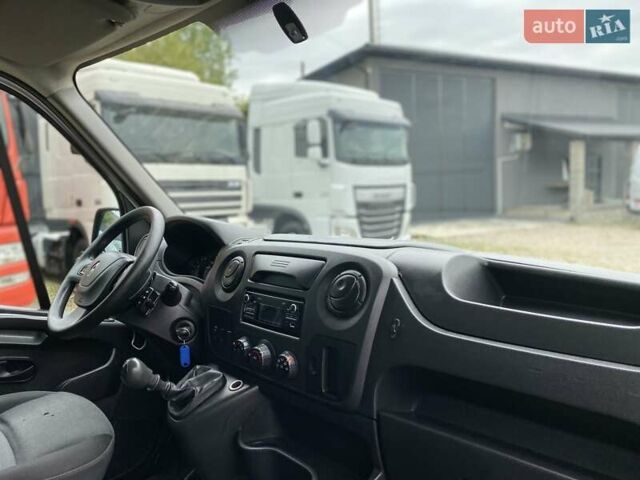 Белый Рено Мастер, объемом двигателя 2.3 л и пробегом 193 тыс. км за 15550 $, фото 27 на Automoto.ua