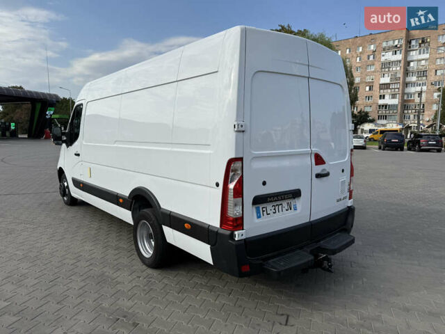 Белый Рено Мастер, объемом двигателя 0 л и пробегом 191 тыс. км за 21700 $, фото 7 на Automoto.ua