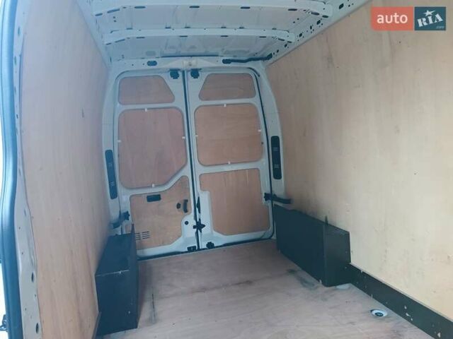 Белый Рено Мастер, объемом двигателя 2.3 л и пробегом 315 тыс. км за 17600 $, фото 83 на Automoto.ua