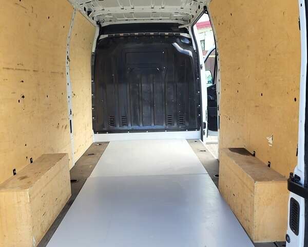 Белый Рено Мастер, объемом двигателя 2.3 л и пробегом 278 тыс. км за 18500 $, фото 22 на Automoto.ua