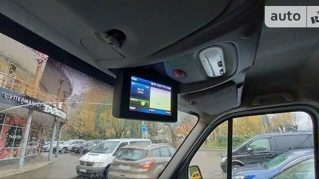 Белый Рено Мастер, объемом двигателя 2.3 л и пробегом 85 тыс. км за 17000 $, фото 8 на Automoto.ua