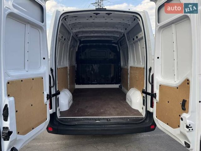 Белый Рено Мастер, объемом двигателя 2.3 л и пробегом 190 тыс. км за 17700 $, фото 44 на Automoto.ua