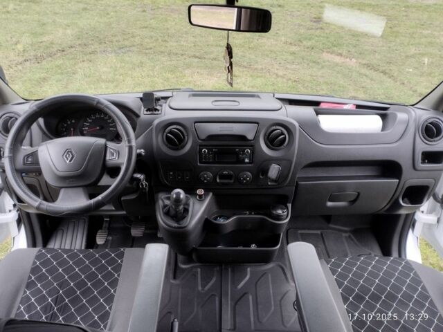 Белый Рено Мастер, объемом двигателя 2.3 л и пробегом 650 тыс. км за 16800 $, фото 11 на Automoto.ua