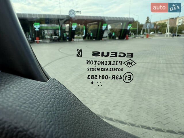 Белый Рено Мастер, объемом двигателя 0 л и пробегом 191 тыс. км за 21700 $, фото 48 на Automoto.ua