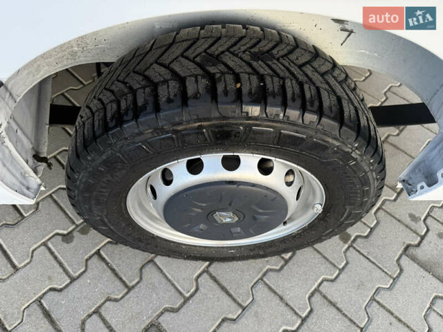 Білий Рено Мастєр, об'ємом двигуна 2.3 л та пробігом 160 тис. км за 20700 $, фото 11 на Automoto.ua