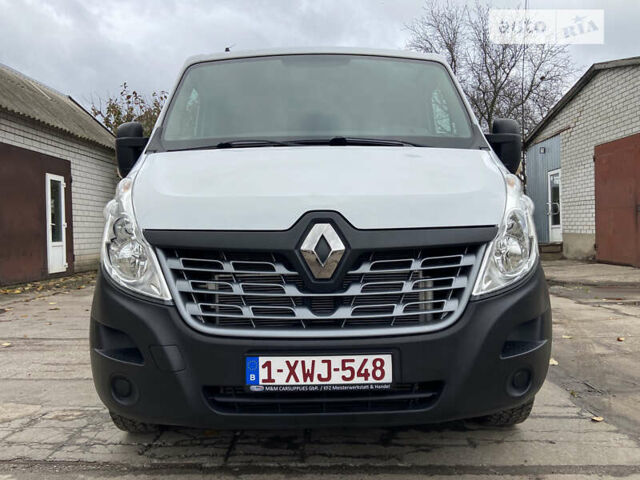Белый Рено Мастер, объемом двигателя 2.3 л и пробегом 157 тыс. км за 16600 $, фото 1 на Automoto.ua