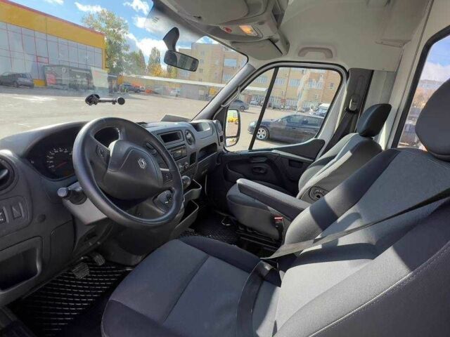 Белый Рено Мастер, объемом двигателя 2.3 л и пробегом 212 тыс. км за 13500 $, фото 2 на Automoto.ua