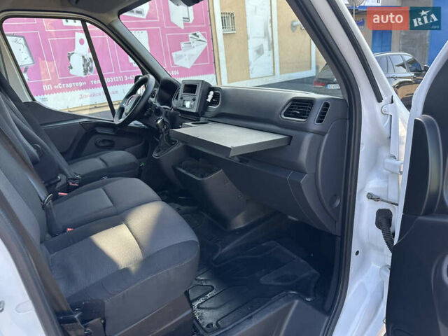 Білий Рено Мастєр, об'ємом двигуна 2.3 л та пробігом 157 тис. км за 18800 $, фото 15 на Automoto.ua