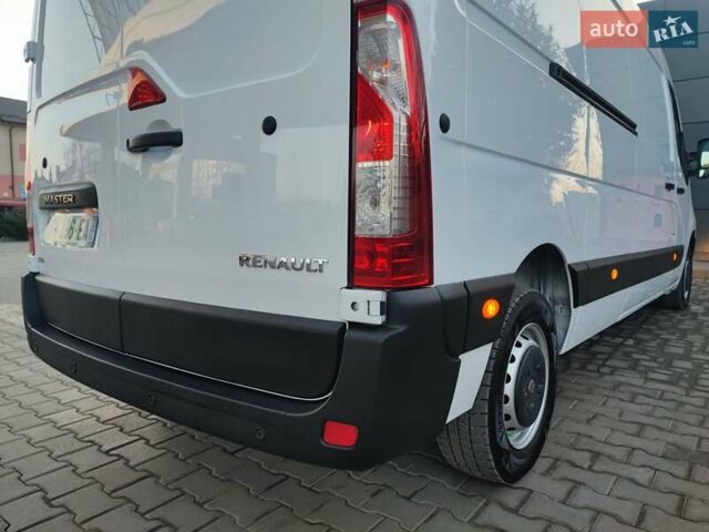 Белый Рено Мастер, объемом двигателя 2.3 л и пробегом 315 тыс. км за 17600 $, фото 22 на Automoto.ua