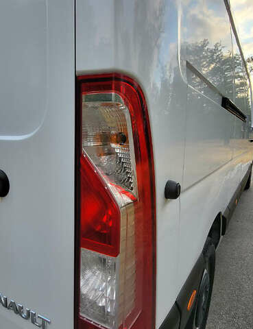 Рено Мастер 2019 в Кропивницком (Кировограде) на Automoto.ua Белый Рено Мастер, объемом двигателя 2.3 л и пробегом 355 тыс. км за 18299 $, фото 3 на Automoto.ua