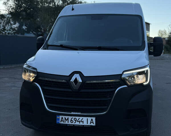 Белый Рено Мастер, объемом двигателя 2.3 л и пробегом 250 тыс. км за 19500 $, фото 7 на Automoto.ua
