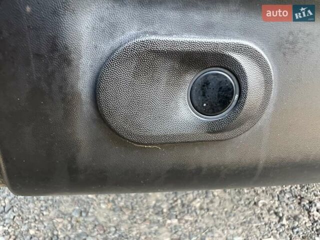 Белый Рено Мастер, объемом двигателя 2.3 л и пробегом 168 тыс. км за 20999 $, фото 35 на Automoto.ua