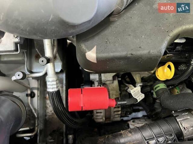 Белый Рено Мастер, объемом двигателя 2.3 л и пробегом 168 тыс. км за 20999 $, фото 46 на Automoto.ua