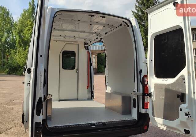 Белый Рено Мастер, объемом двигателя 2.3 л и пробегом 238 тыс. км за 17350 $, фото 29 на Automoto.ua