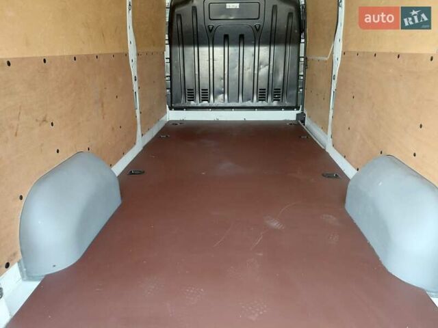 Белый Рено Мастер, объемом двигателя 2.3 л и пробегом 179 тыс. км за 19600 $, фото 25 на Automoto.ua