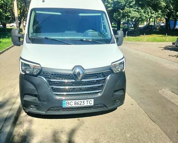 Белый Рено Мастер, объемом двигателя 2.3 л и пробегом 89 тыс. км за 18600 $, фото 1 на Automoto.ua