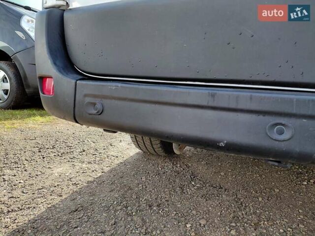 Белый Рено Мастер, объемом двигателя 2.3 л и пробегом 179 тыс. км за 19600 $, фото 63 на Automoto.ua