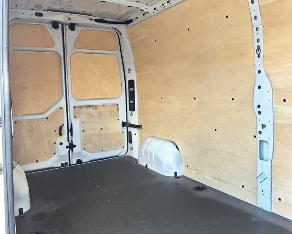 Белый Рено Мастер, объемом двигателя 2.3 л и пробегом 240 тыс. км за 18499 $, фото 29 на Automoto.ua
