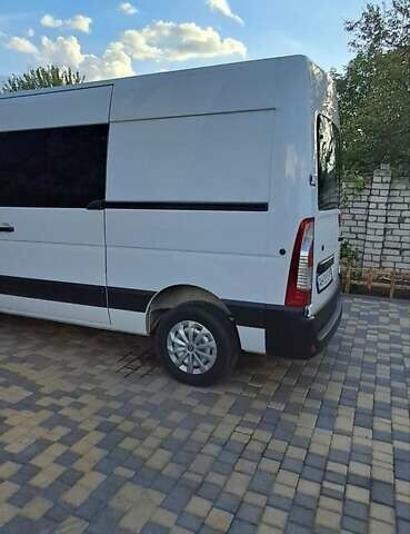 Білий Рено Мастєр, об'ємом двигуна 2.3 л та пробігом 287 тис. км за 18000 $, фото 2 на Automoto.ua